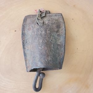 Bushman African snuff and bell cool unique pouch